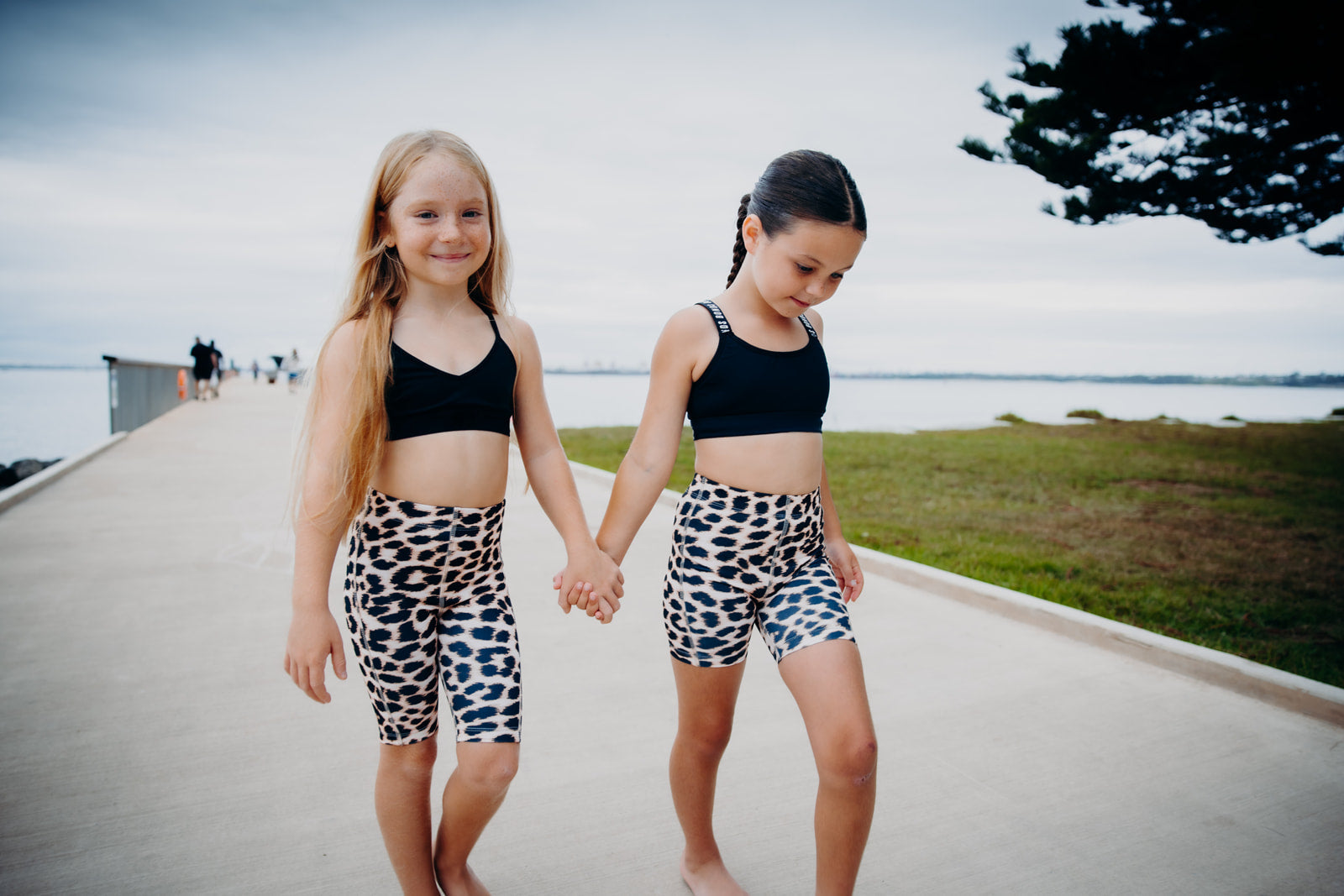 OLLY ATHLETIC PRINTED SHORT SKINS - GIRLS