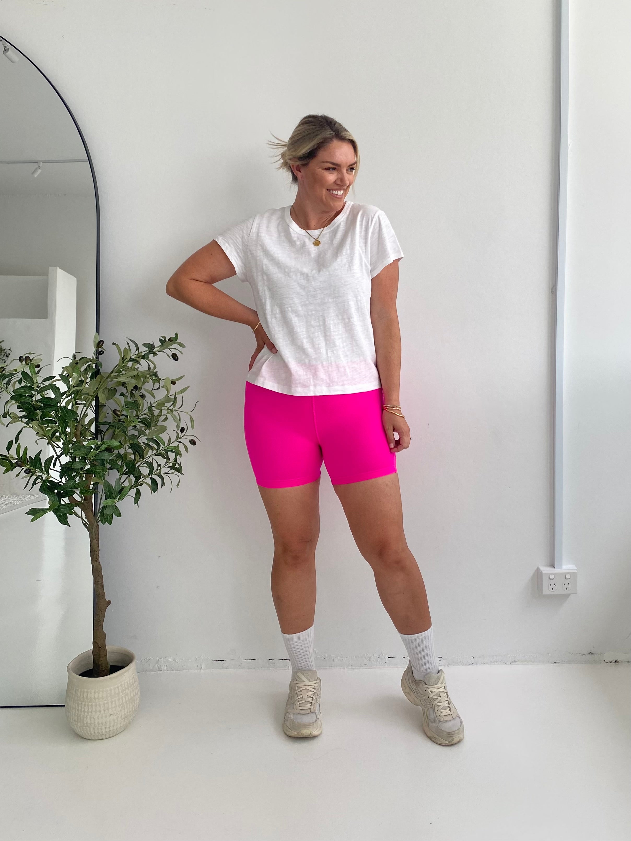 OLLY ATHLETIC SHORT SKINS - LADIES